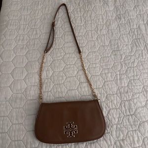 Beautiful Tory Burch Crossbody!
